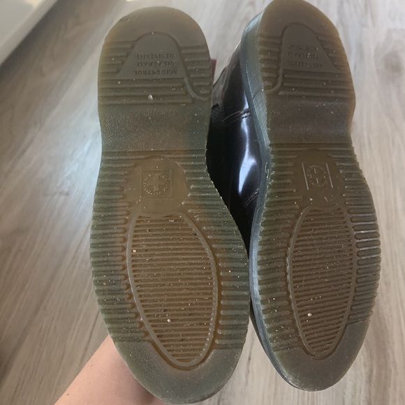 Dr. Martin maroon patent leather waterproof Chelsea boot - Picture 3 of 4